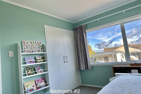 Photo of property in 81 Luckens Road, West Harbour, Auckland, 0618