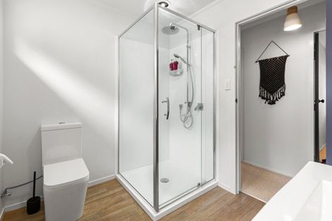 Photo of property in 43a Wallis Street, Raglan, 3225