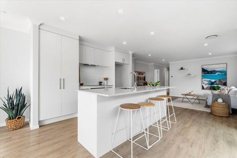 Photo of property in 122 Union Drive, Papamoa, 3118