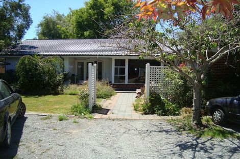 Photo of property in 38a Newnham Terrace, Upper Riccarton, Christchurch, 8041