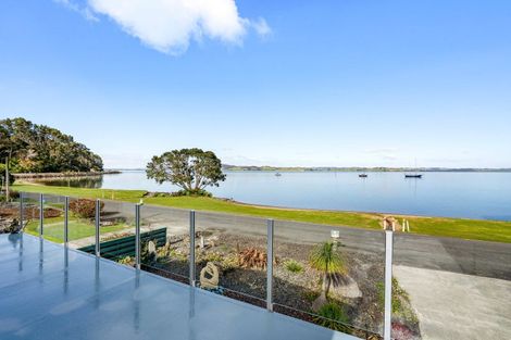 Photo of property in 6 Waikaraka Beach Road, Tamaterau, Whangarei, 0174