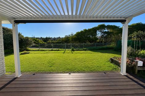 Photo of property in 143 Burswood Drive, Burswood, Auckland, 2013