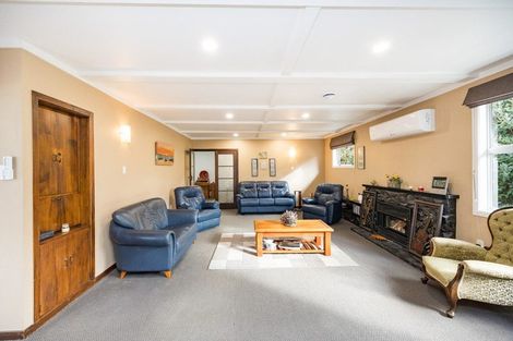 Photo of property in 8 Milne Street, Marton, 4710
