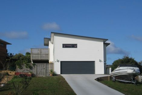 Photo of property in 16 Kanuka Place, Mangawhai Heads, Mangawhai, 0505