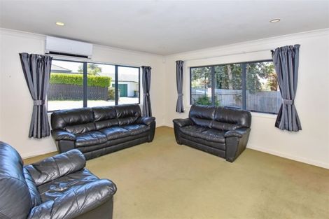 Photo of property in 94 Collingwood Road, Waiuku, 2123