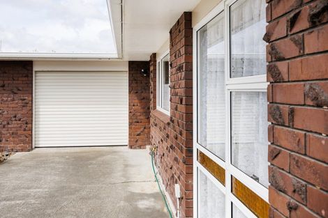Photo of property in 12a Cecil Place, Cloverlea, Palmerston North, 4412