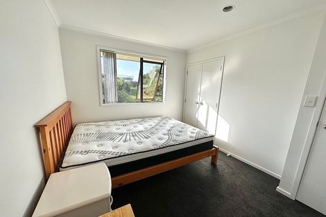 Photo of property in 78 Bluebird Crescent, Unsworth Heights, Auckland, 0632