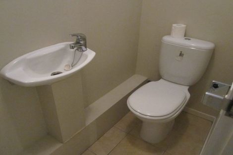 Photo of property in 57 Kirikiri Lane, East Tamaki, Auckland, 2013