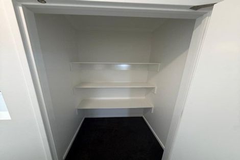 Photo of property in 16 Christmas Road, Manurewa, Auckland, 2102