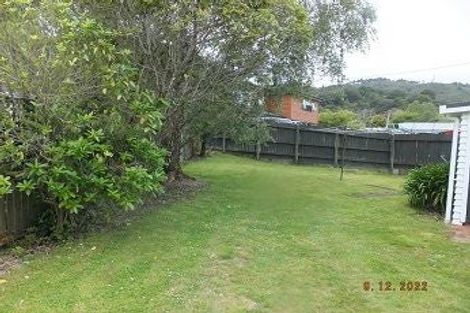 Photo of property in 1b Horoeka Street, Stokes Valley, Lower Hutt, 5019