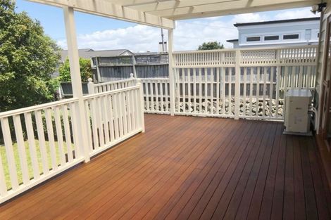 Photo of property in 1/80 Prospect Terrace, Mount Eden, Auckland, 1024