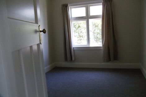 Photo of property in 20 Queens Drive, Kilbirnie, Wellington, 6022