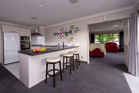 Photo of property in 7 Barry Curtis Place, Levin, 5510