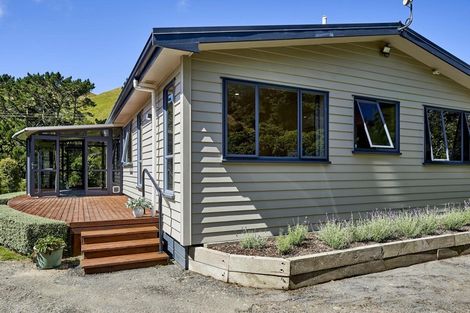 Photo of property in 1153 Paekakariki Hill Road, Paekakariki Hill, Porirua, 5381