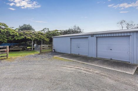 Photo of property in 244 Kawiu Road, Levin, 5510