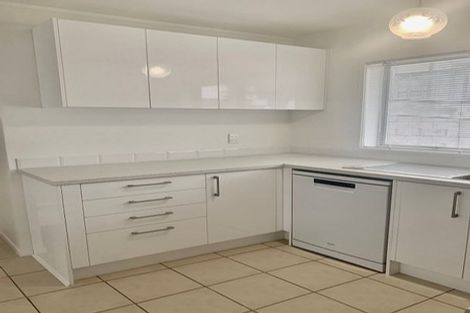 Photo of property in 2/28 Rarangi Road, Saint Heliers, Auckland, 1071