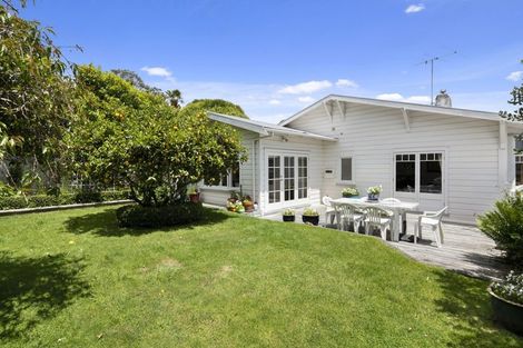Photo of property in 11 King Street, Nelson, 7010