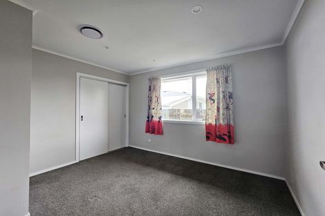 Photo of property in 11 Salas Place, Papakura, 2110