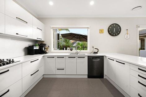 Photo of property in 22 Gibbston Close, Huntington, Hamilton, 3210