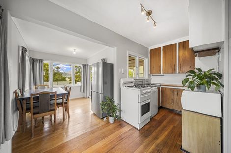 Photo of property in 17 Main Road, Raglan, 3225