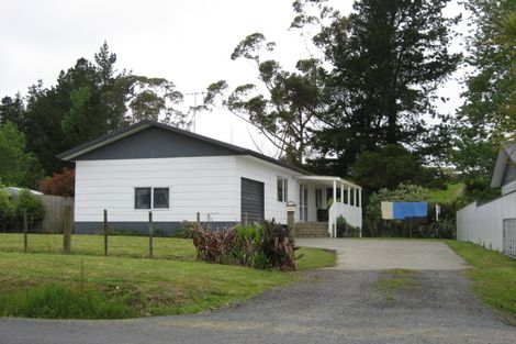 Photo of property in 70 Centennial Park Road, Wellsford, 0900