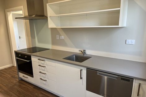 Photo of property in 3/133-135 Cuba Street, Petone, Lower Hutt, 5012