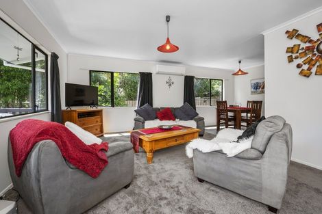 Photo of property in 82 Esmeralda Street, Welcome Bay, Tauranga, 3112