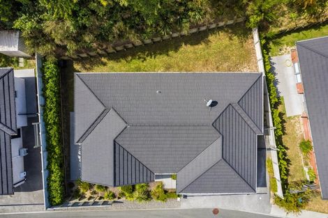 Photo of property in 34 Mooring Close, Whitby, Porirua, 5024