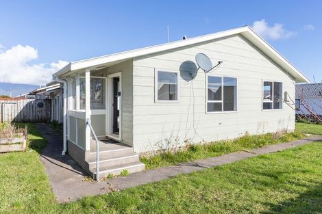 Photo of property in 86a Henley Street, Westport, 7825