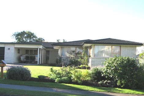 Photo of property in 29 Sorrel Crescent, Bucklands Beach, Auckland, 2012