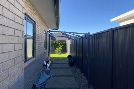 Photo of property in 11 Pioneer Crescent, Omokoroa, 3114