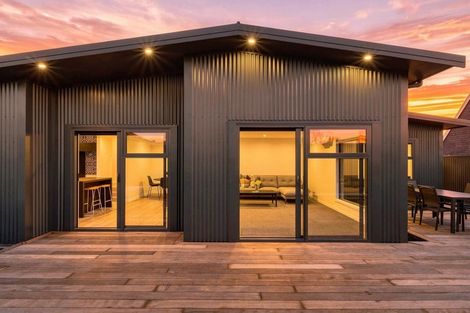 Photo of property in 16b Eltham Road, Blenheim, 7201