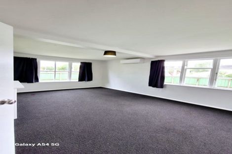 Photo of property in 32 Pearce Crescent, Taita, Lower Hutt, 5011