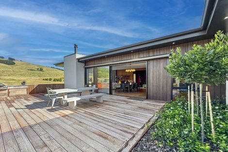 Photo of property in 14 The Fairways, Kinloch, Taupo, 3377