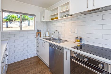 Photo of property in 125b Bruce Wallace Place, Whangamata, 3620