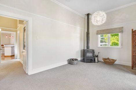 Photo of property in 19 Milton Terrace, Picton, 7220