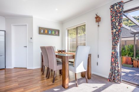 Photo of property in 79 Riverstone Drive, Riverstone Terraces, Upper Hutt, 5018