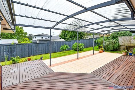 Photo of property in 4 Peretao Rise, The Gardens, Auckland, 2105