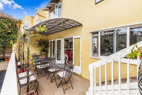 Photo of property in Grace Square, 81j Vermont Street, Ponsonby, Auckland, 1011