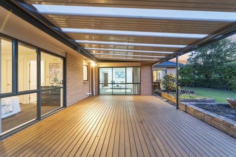 Photo of property in 51 Semillon Avenue, Henderson, Auckland, 0612