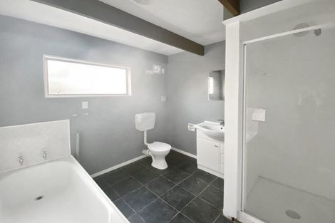 Photo of property in 84b Manuka Street, Castlecliff, Whanganui, 4501