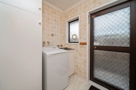 Photo of property in 6a Cornwall Street, Brooklands, New Plymouth, 4310