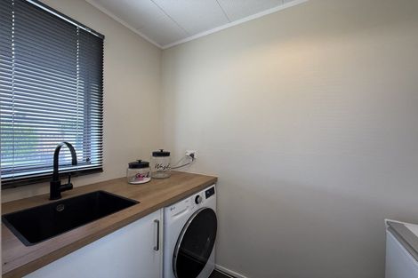 Photo of property in 18 Aratapu Street, Waitara, 4320