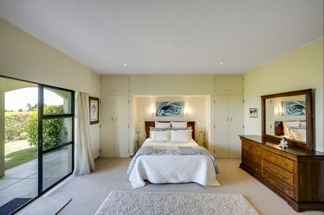 Photo of property in 154 Te Mata Peak Road, Havelock North, 4130