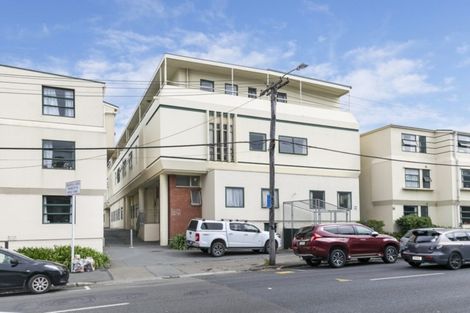 Photo of property in Te Awhina Apartments, 8/22 Sussex Street, Mount Cook, Wellington, 6021