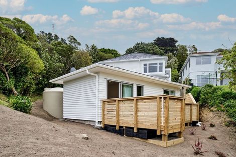 Photo of property in 11 Alexandra Road, Roseneath, Wellington, 6021