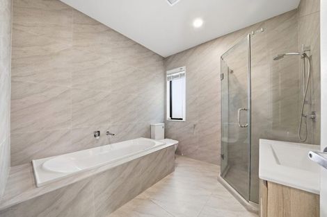 Photo of property in 7 Bushfield Drive, Flat Bush, Auckland, 2019