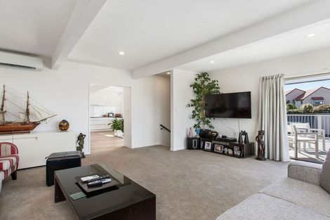 Photo of property in 1/12 Patmos Place, Mount Pleasant, Christchurch, 8081