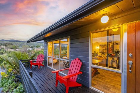 Photo of property in 19 Renown Road, Raumati South, Paraparaumu, 5032