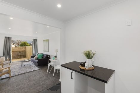 Photo of property in 4/17 Kowhai Street, Naenae, Lower Hutt, 5011